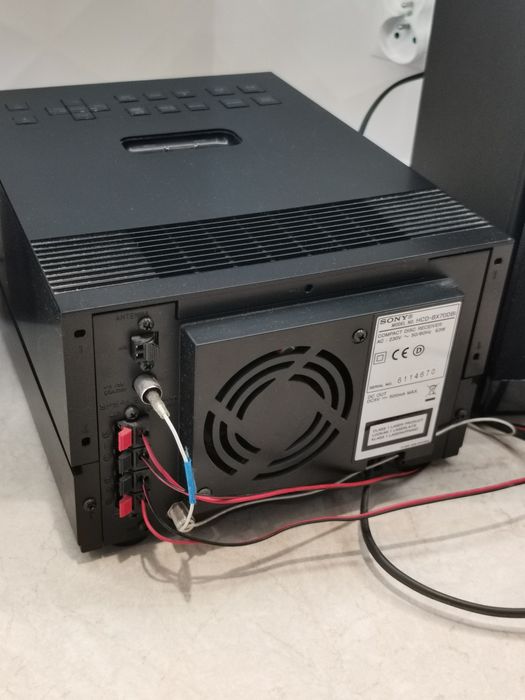 Mini wieża Wieża sony z CD mp3 stan idealny