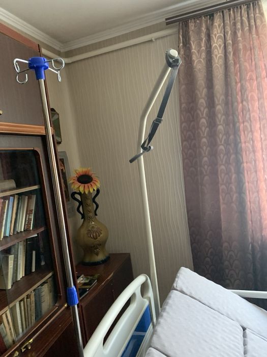 Електричне медичне функціональне ліжко з туалетом MED1 стандартне, лів