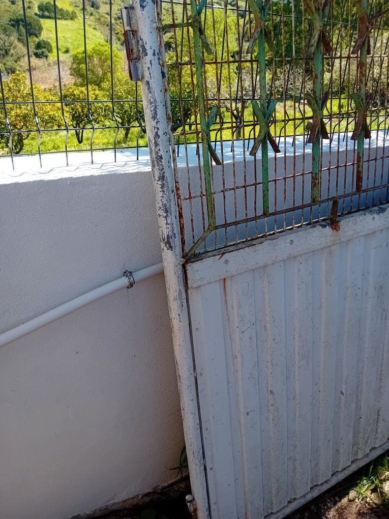 Portao em ferro de 3 folhas