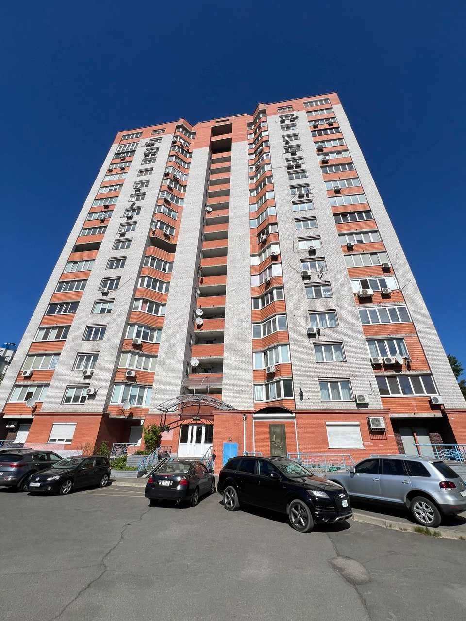 Від власника, 2к квартира, 66 м2, метро Дарниця, вул. Лазаревського