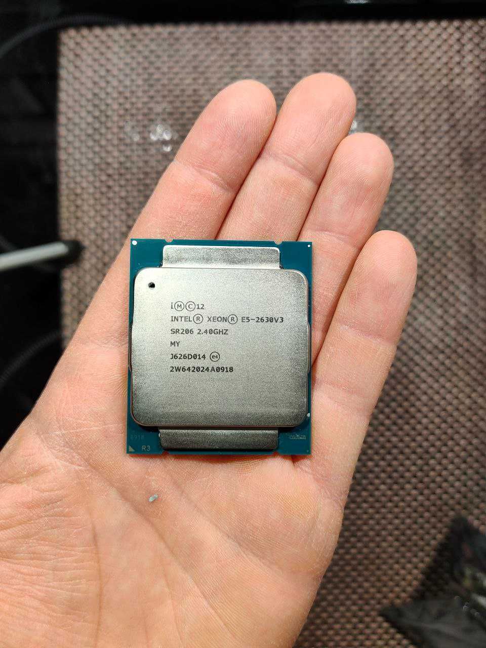 Sprzedam processor Xeon 2630v3