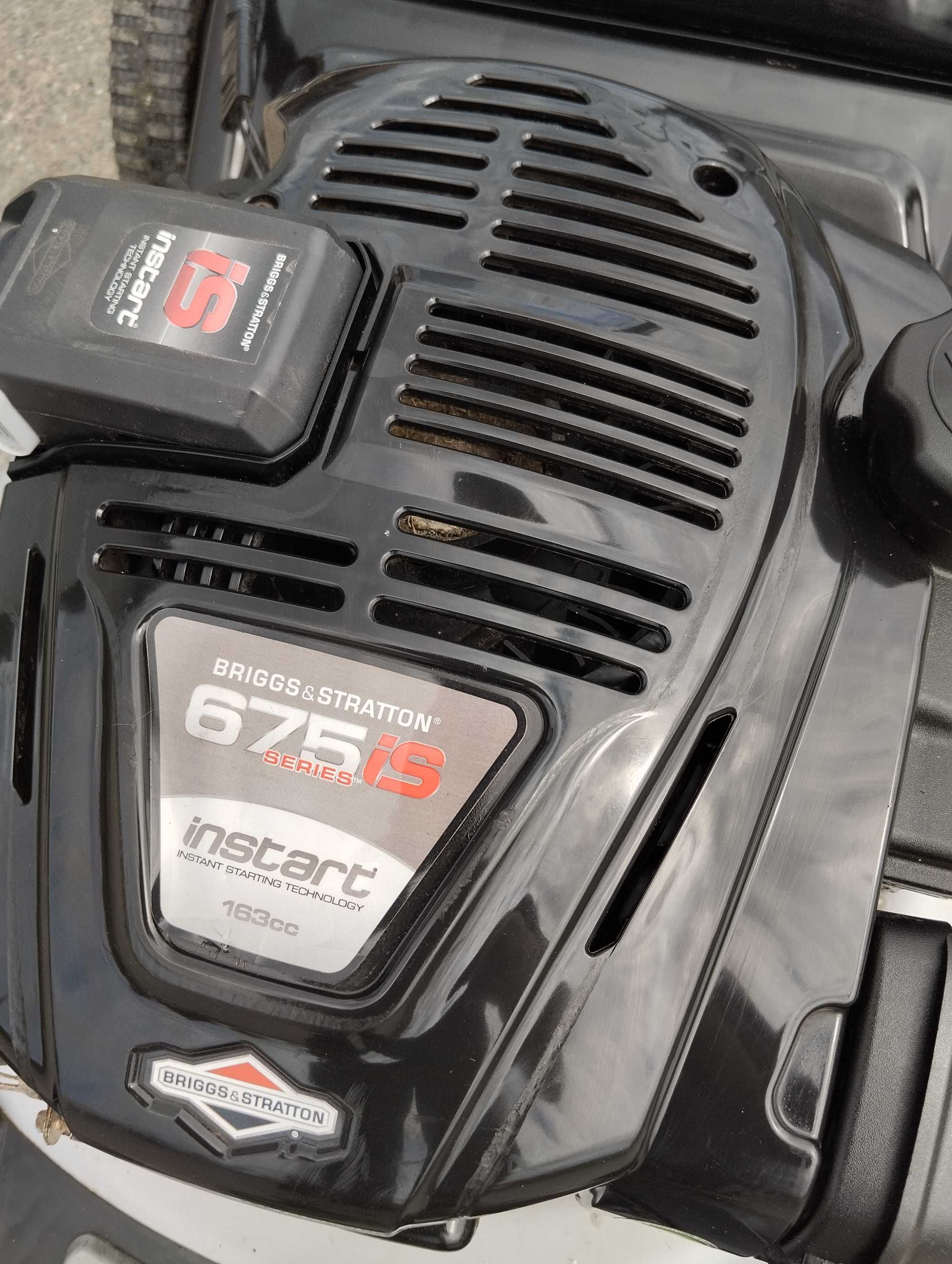 Kosiarka Spalinowa z NAPĘDEM Z ELEKTRYCZNYM ROZRUCHEM Briggs Stratton