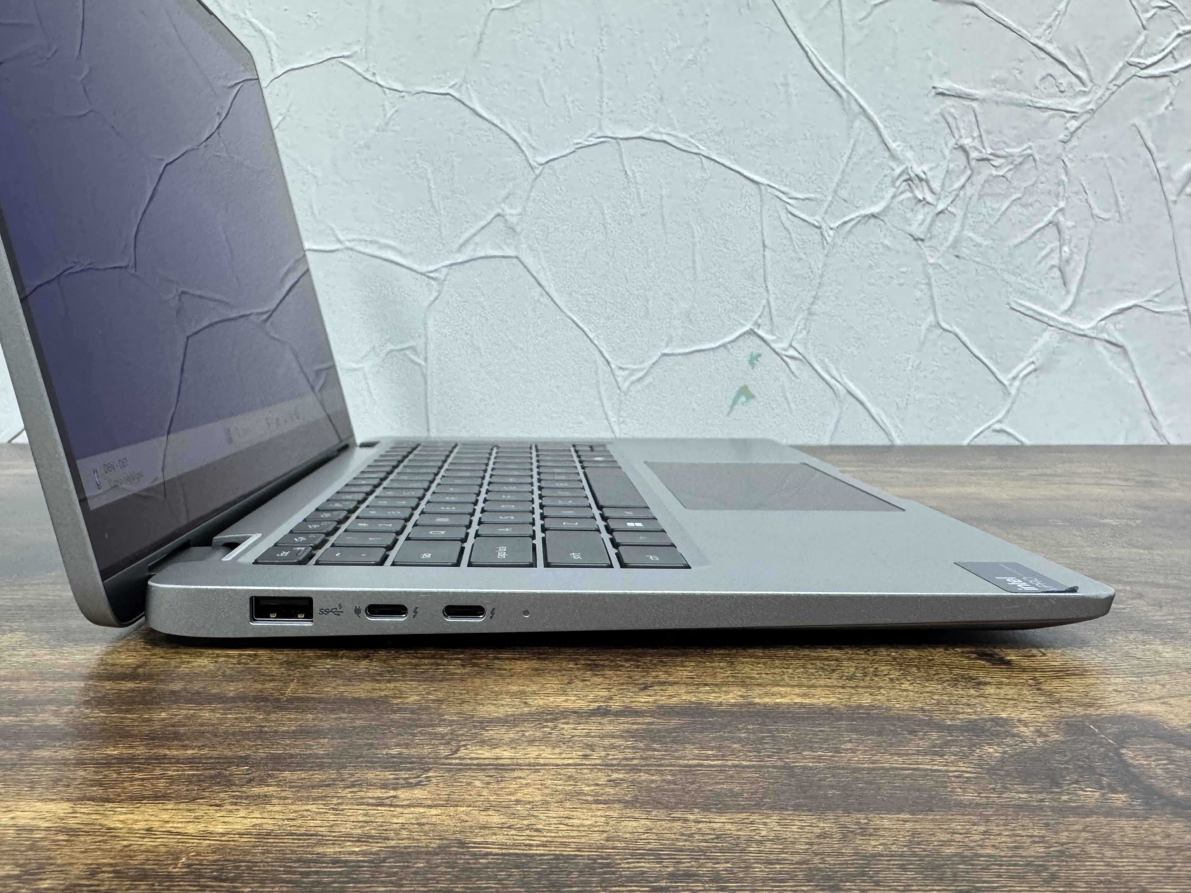 Dell Latitude 5350 2in1 - Intel Core Ultra 5 135U, 32GB RAM, 256GB SSD