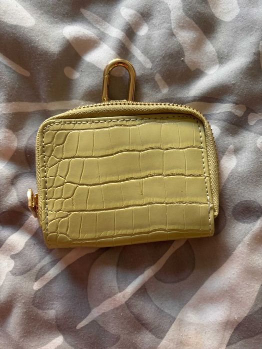 Porta moedas parfois novo