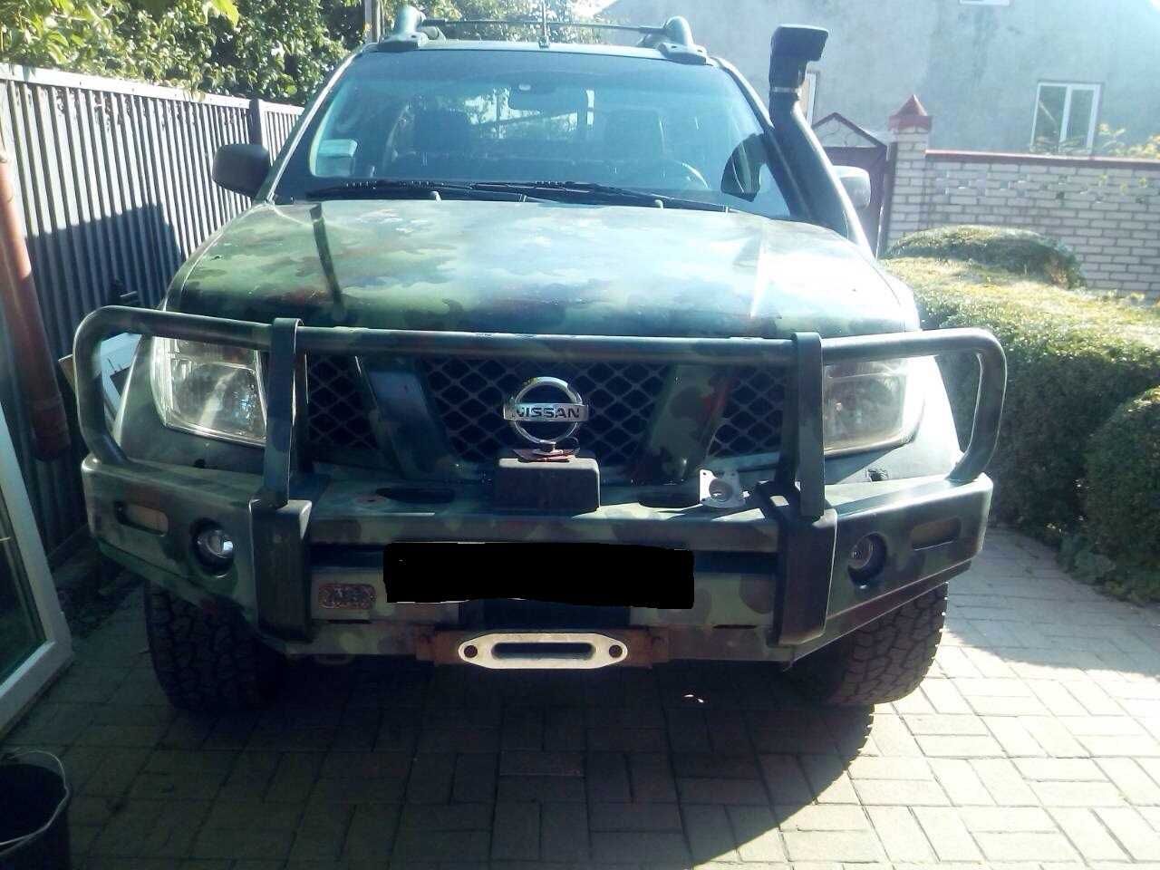 Nissan Navara Pathfinder Капот Фара дверь цапфа рычаг полуось крыло бу
