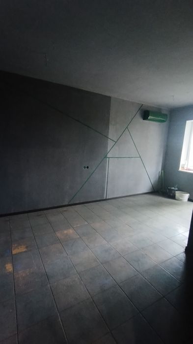 Приміщення на вулиці Лісового, Східний 3