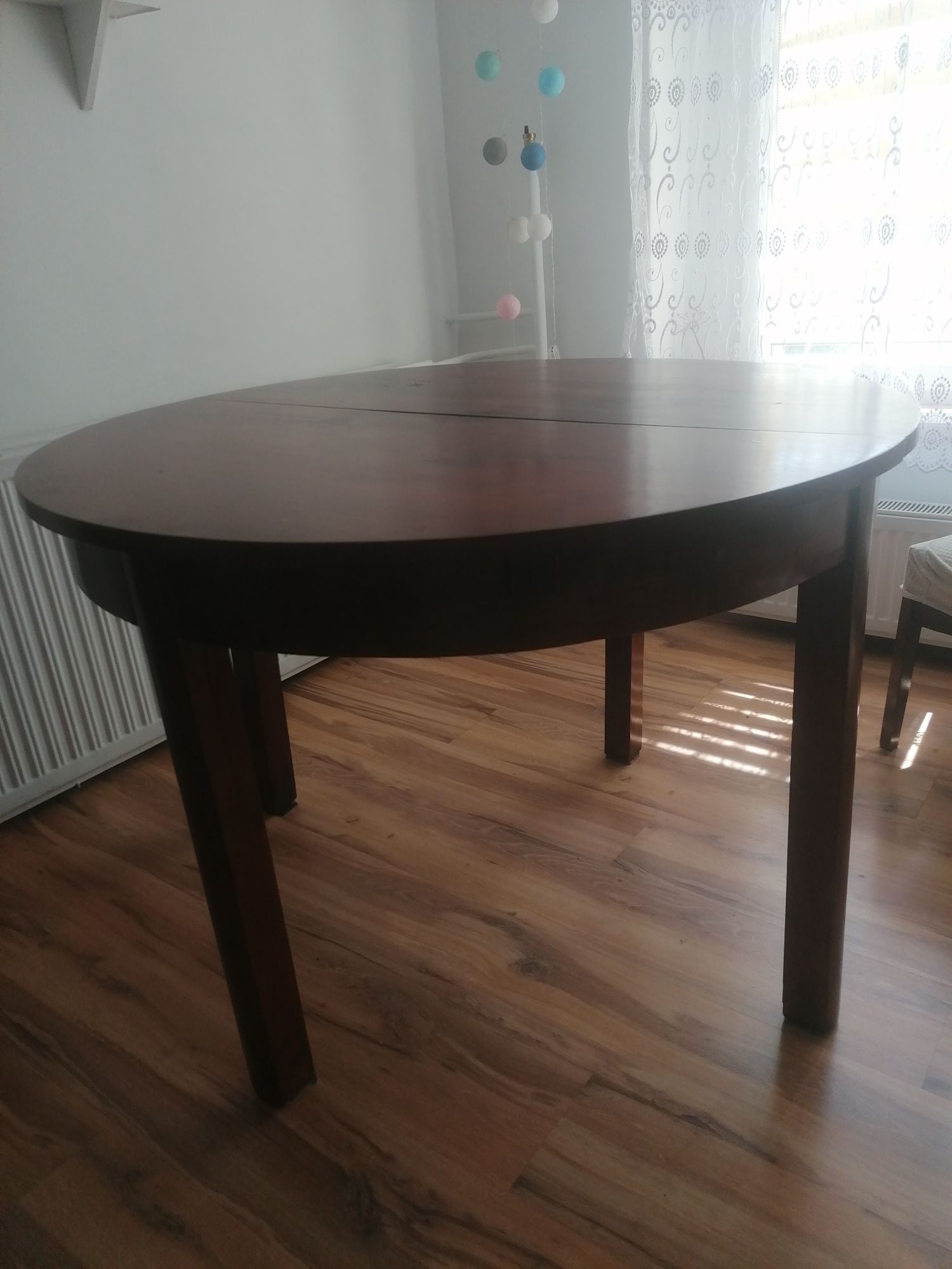 Sprzedam stół, stary, rozkladany