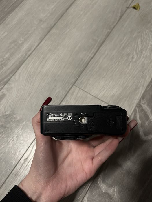 Продам цифровий фотоапарат Canon PowerShot G9