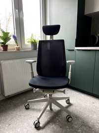 Krzesło biurowe Accis Pro