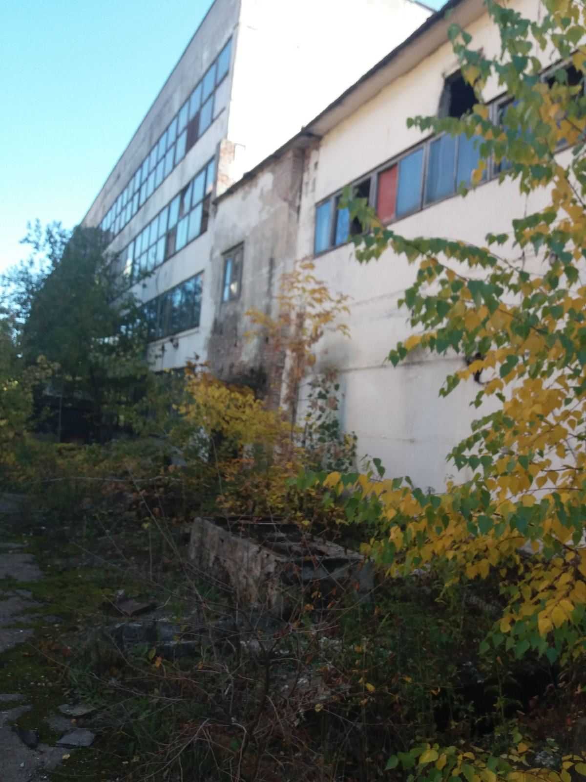 Продам виробничо-складське приміщення м Чернігів.
