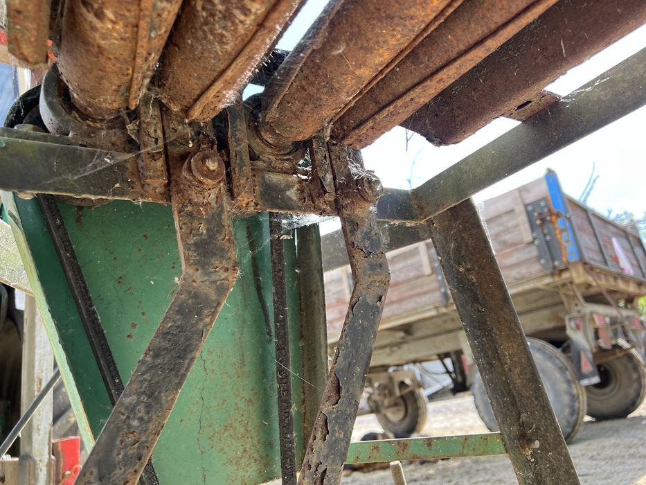 Агрегат (машина) для цибулі