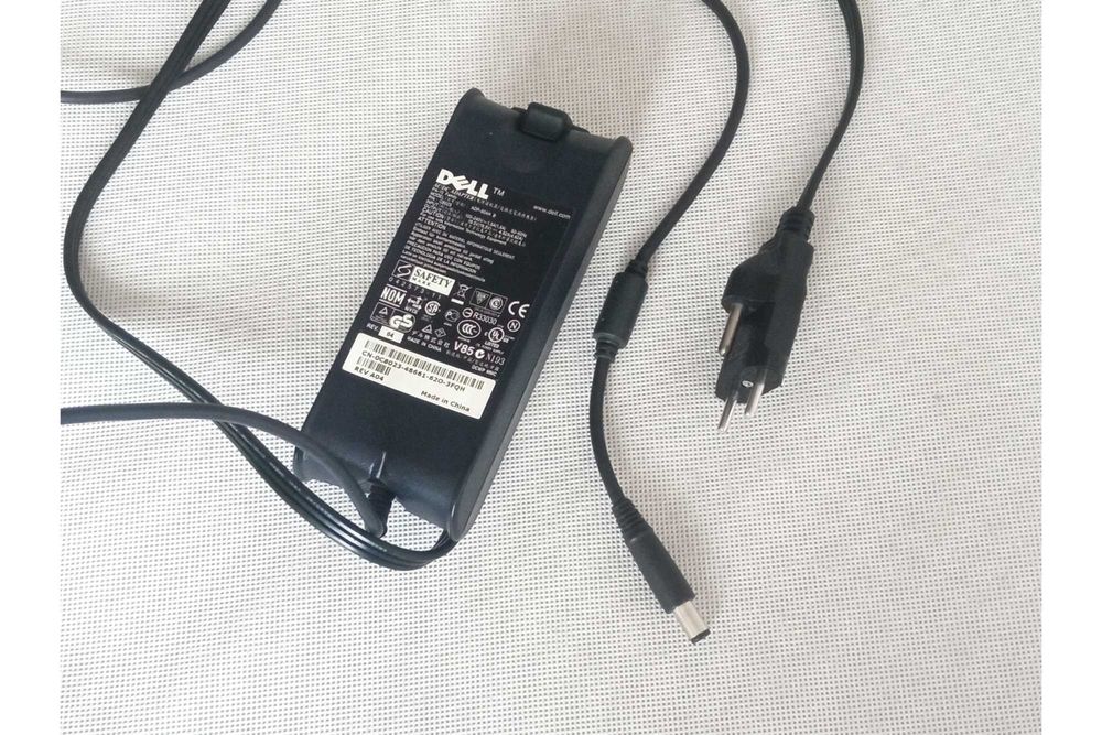 Блок питания для ноутбука DELL 7.4x5.0 / 90W / 19.5V / 4.62A оригинал