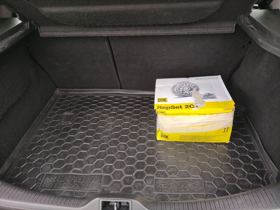 Рено Меган 3 (Renault Megan 3 FL3) 1,5 dci 2014 автомат