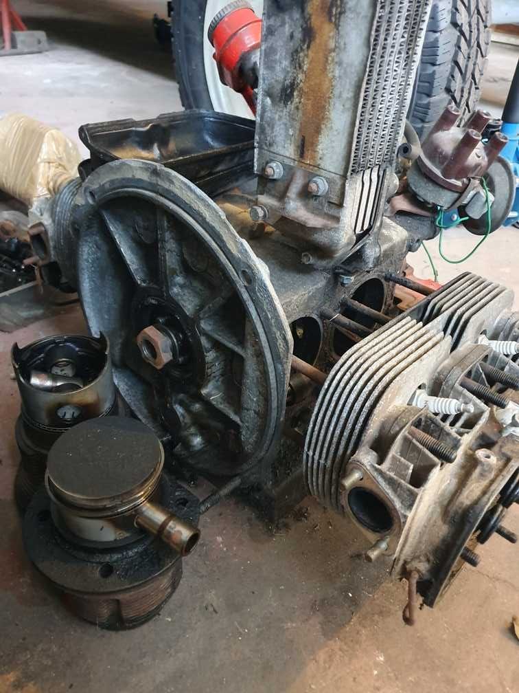 Motor por reparar VW Carocha 1500 ou Pão Forma 1600 admissão simples