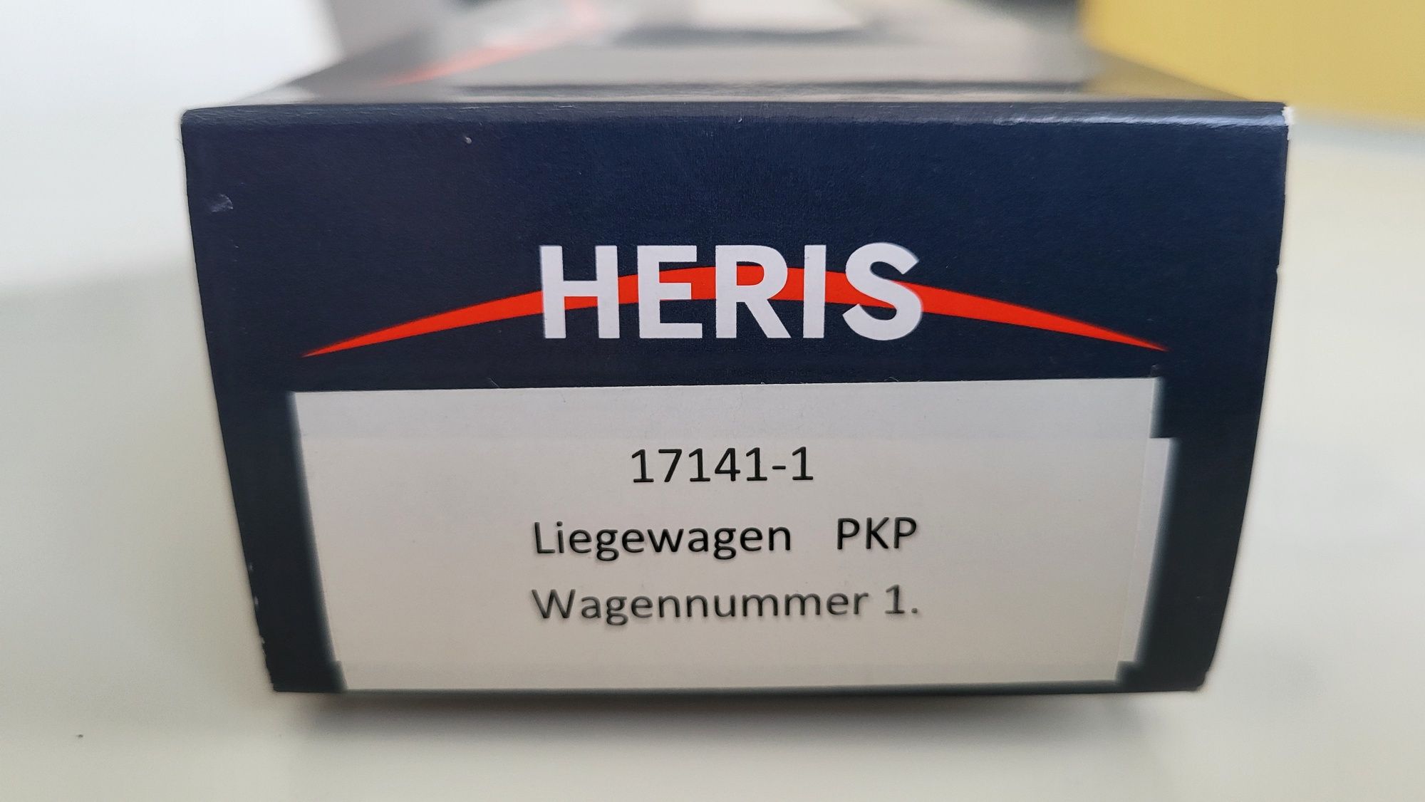 HERIS 17141-1 wagon kuszetka 2kl PKP W-wa Szczęśliwice idealny NOWY