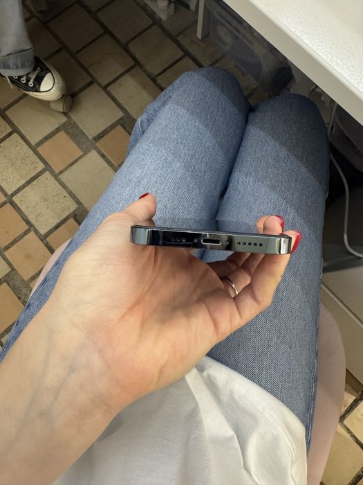 Iphone 12 pro pacific blue колір. Продам. Б/у 128 gb