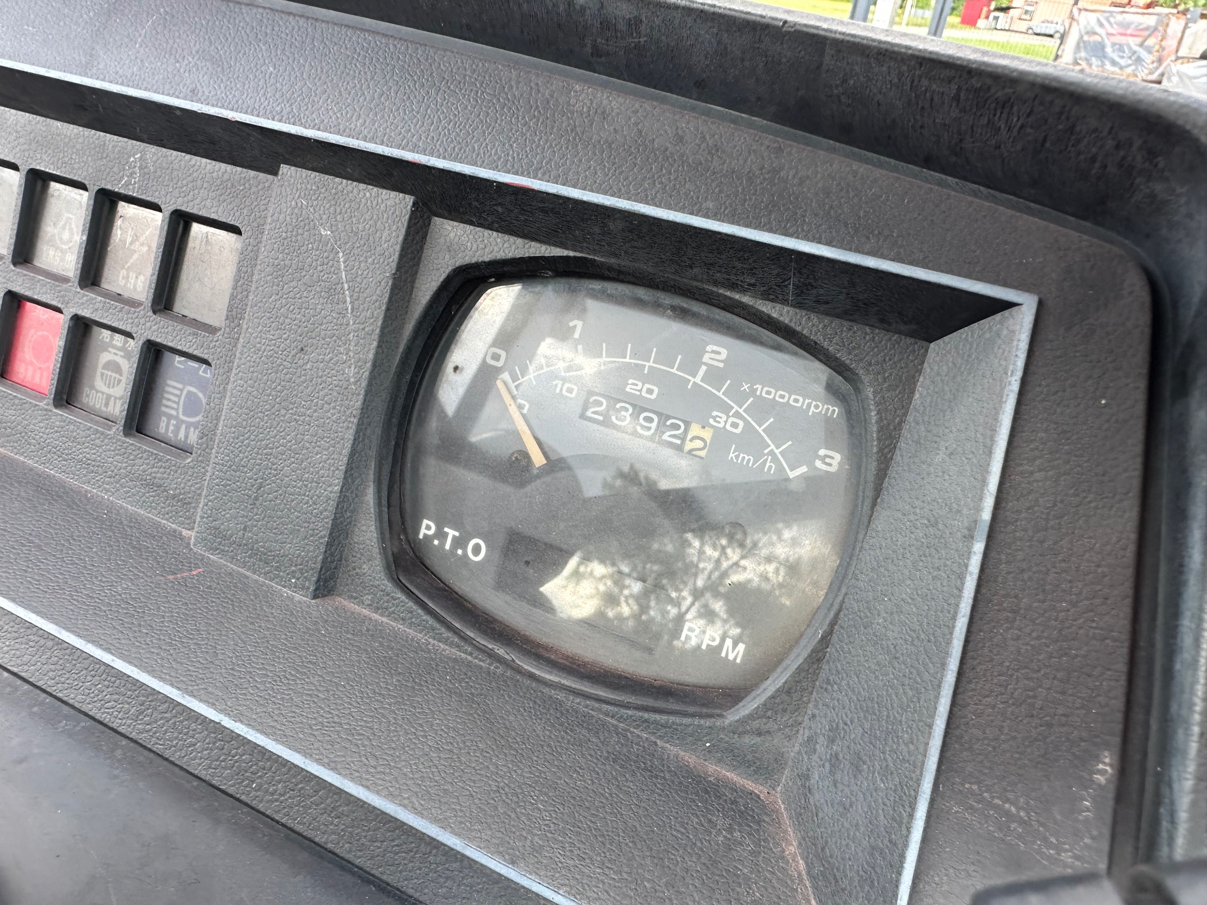 Трактор Mitsubishi MT-63 / Трактор Мітсубі6сі МТ-63