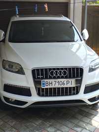 Продам audi q7 2011 год 3.0 дизель s-line комплектация то есть полная