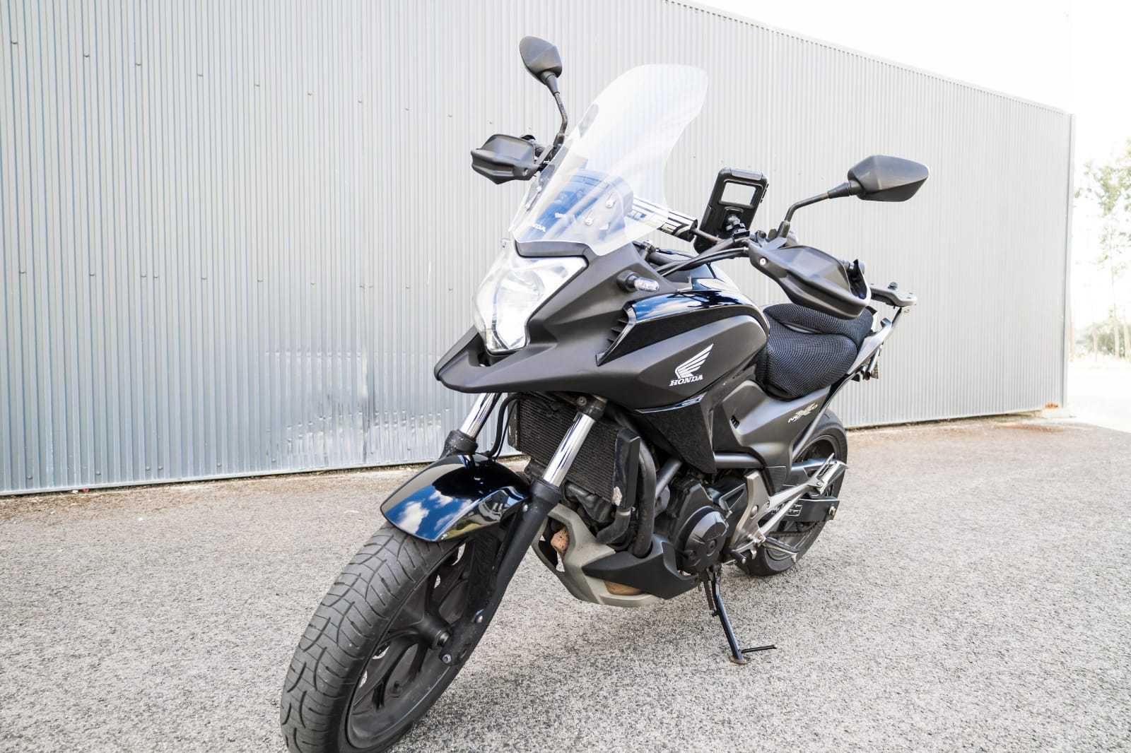 Honda NC750X 2015 | Com extras | Pronta a circular