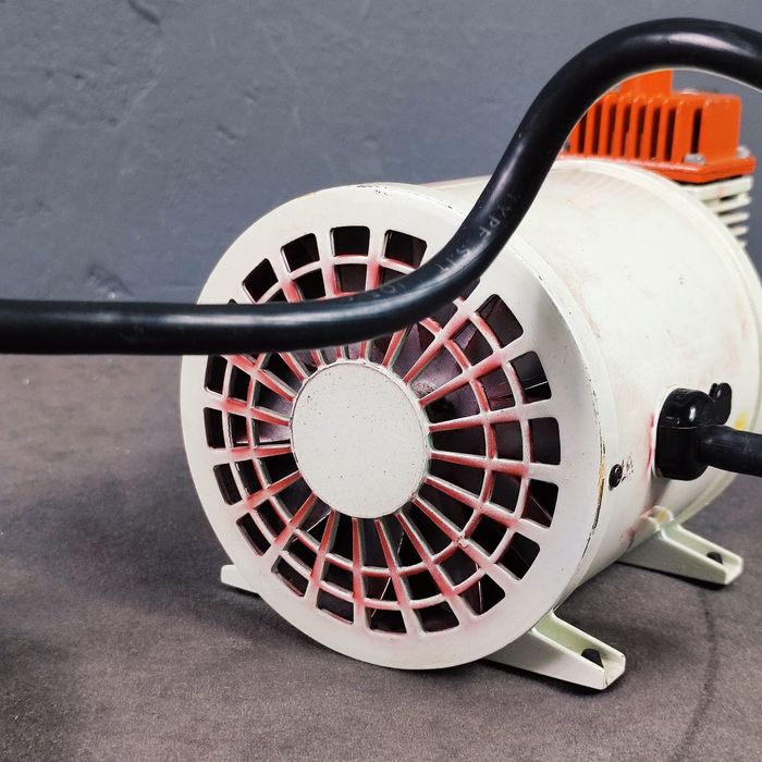 Mini kompresor modelarski DEVILBISS  NCM-501