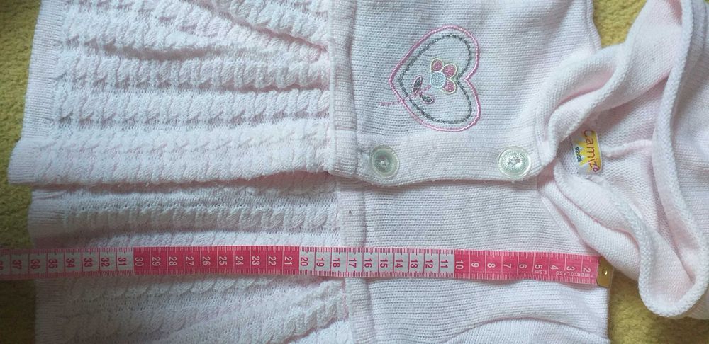 Bladoróżowy sweterek plus szary półgolfik r. 92/98