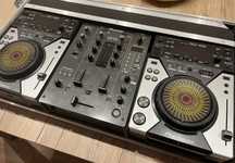 Konsoleta 2x CDJ 400+CDM400 + case