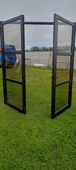Drzwi aluminiowe używane z.emiec super stan dostawa gratis cał