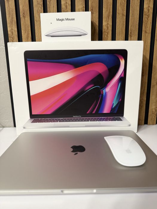 MacBook Pro 13 m2 256g 2022 року