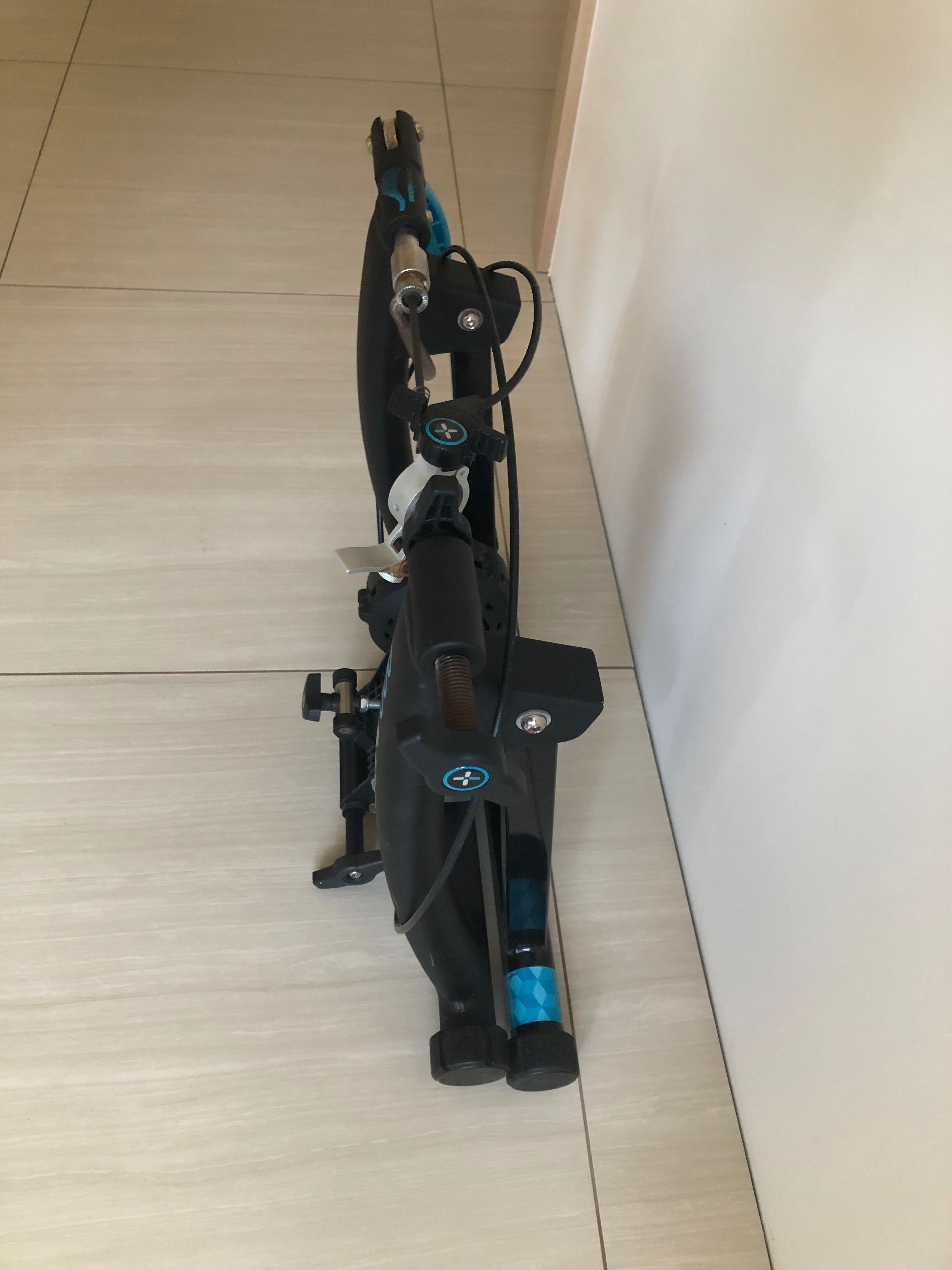 Trenażer rowerowy Btwin Inride 300