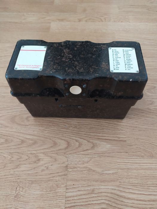 Telefone militar alemão vintage