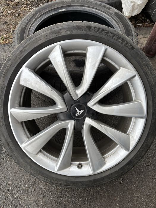 Комплект колес Tesla M3 19”