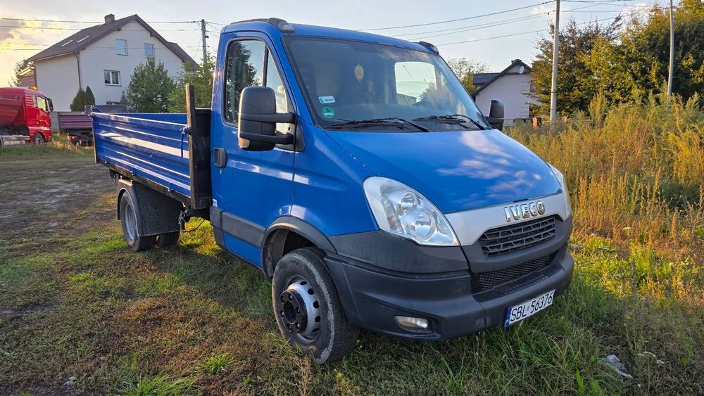 Iveco 70C17 75C17 70C18 70C21  Iveco 70C17 75C17 Iveco Wywrotka Nowy Kiper trójstronny idealny stan