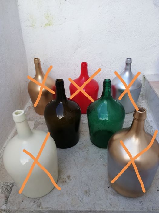Garrafões e garrafões candeeiros