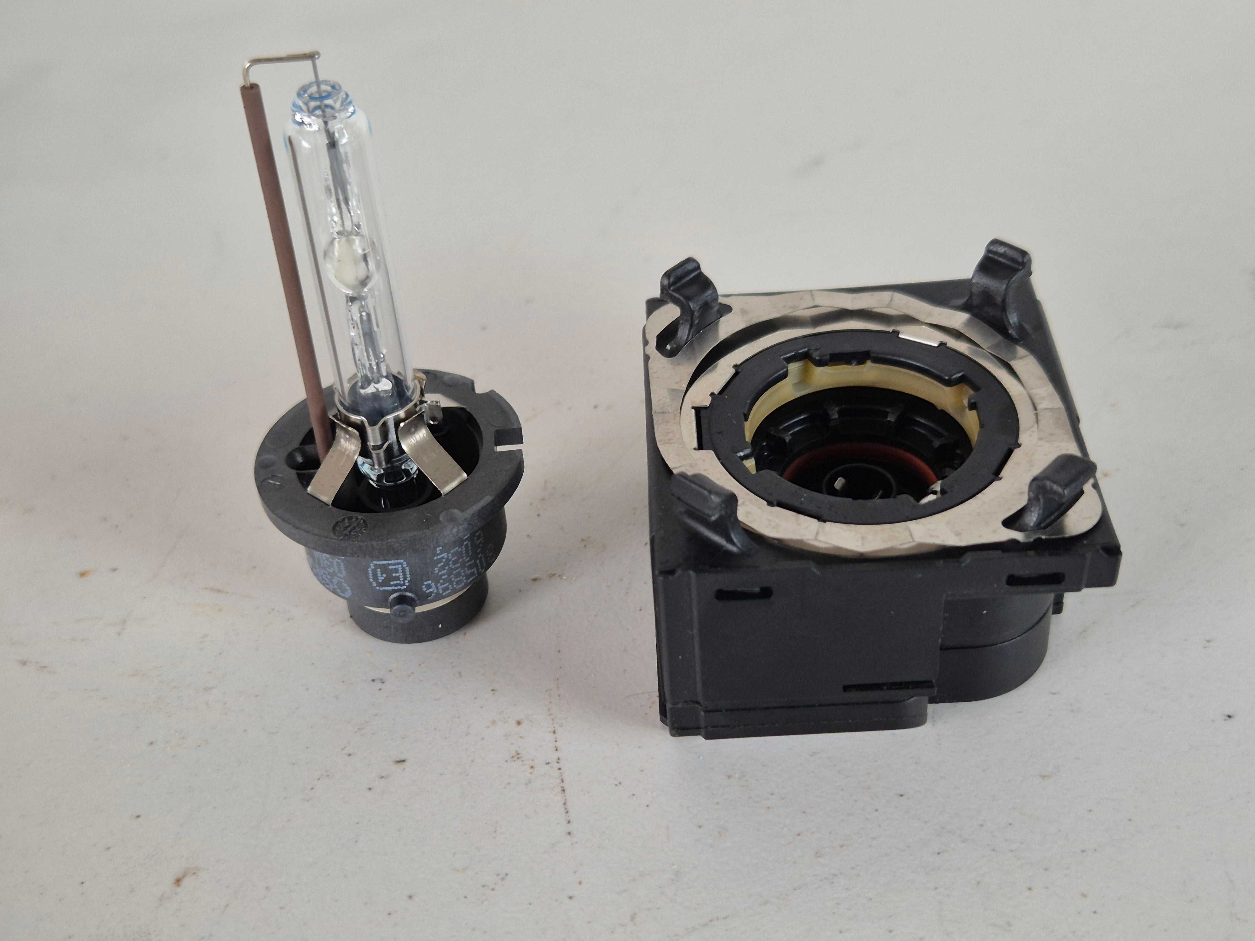 golf V touran caddy vectra c signum starter zapłonnik ksenon xenon