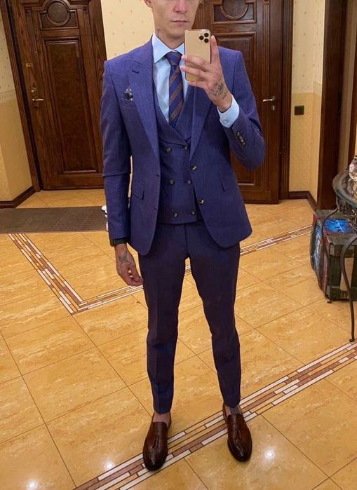 Чоловічий костюм Andreas Moskin