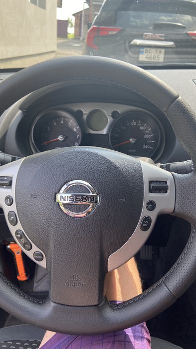 Продам Nissan qashqai 2008 року 1.6 бензин