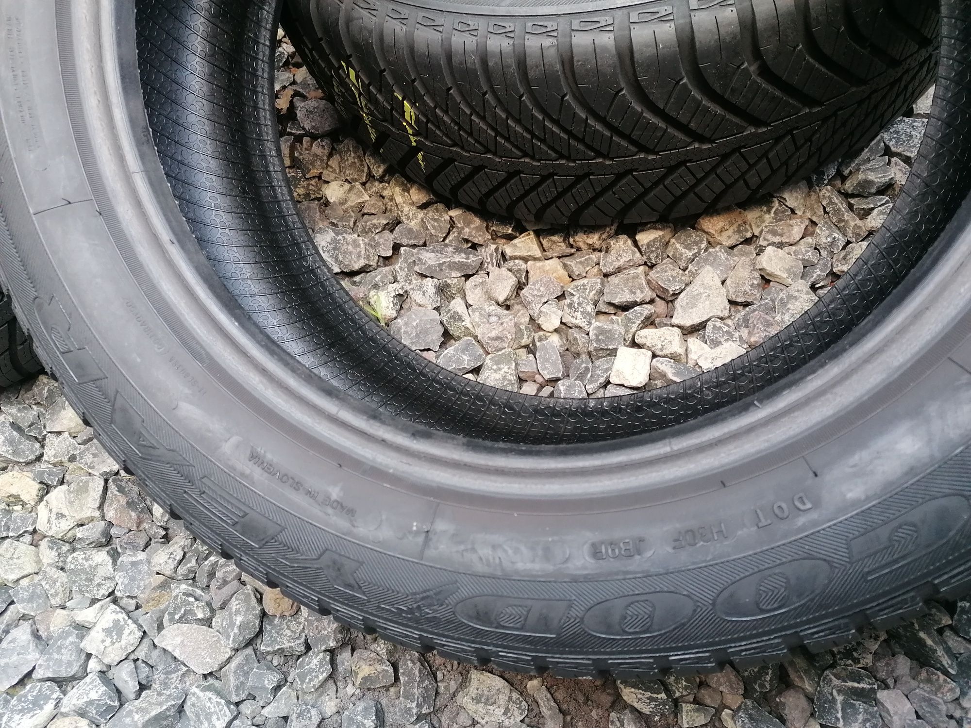 205/55/16 Goodyear 2022 rok wielosezonowe całoroczne