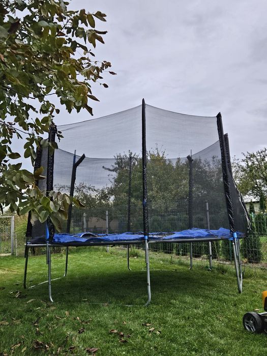 Trampolina duża z siatką