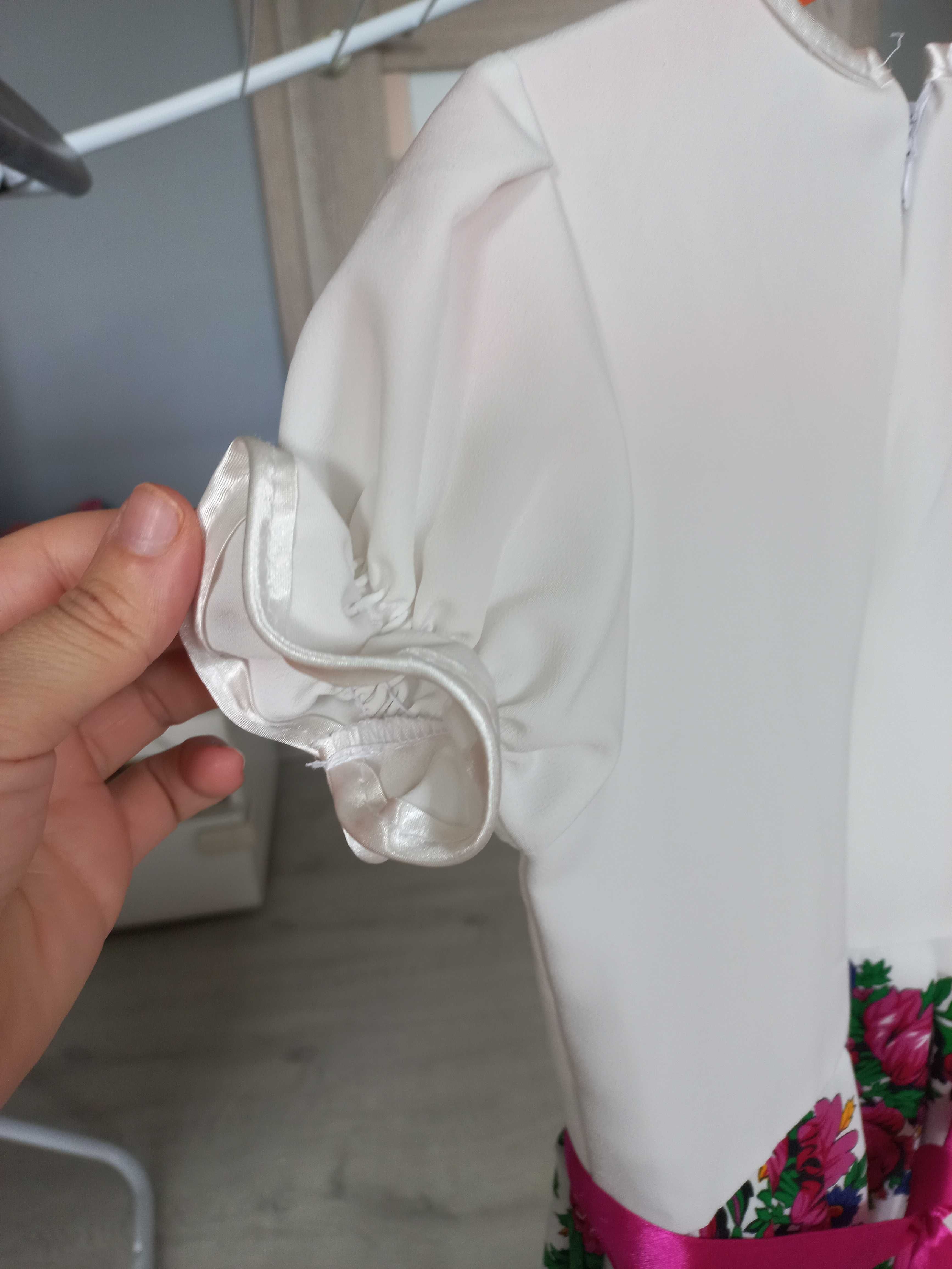 Sukienka elegancka z góralskim motywem 116cm