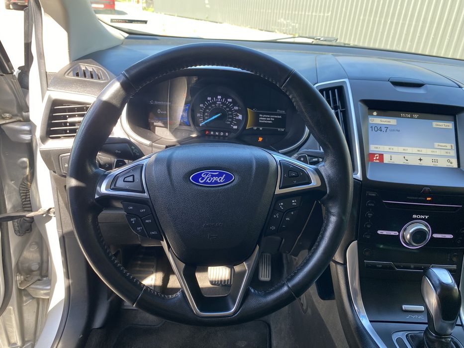 Ford edge TITANIUM