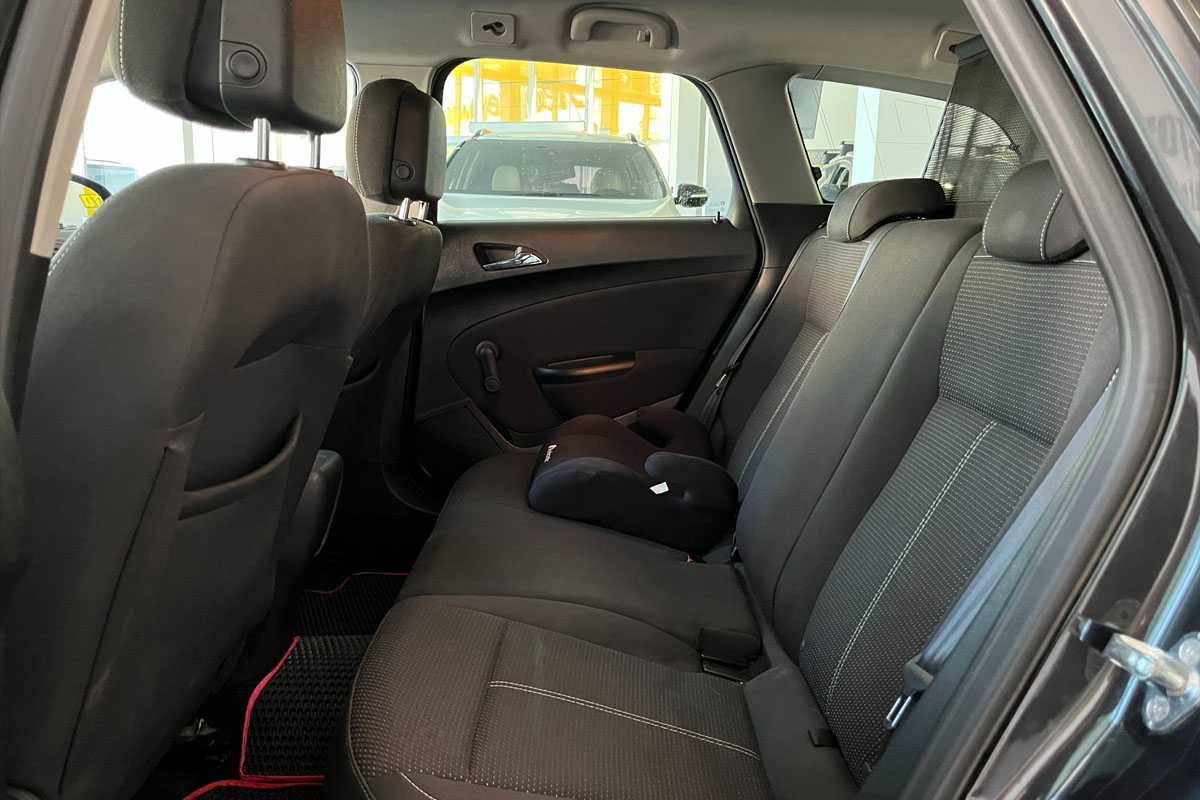 Opel Astra - 2015