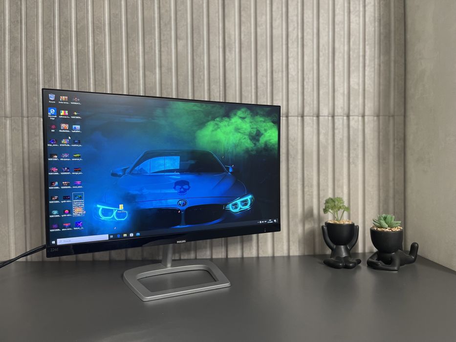 Безрамковий Монітор Philips 22 дюйми full hd
