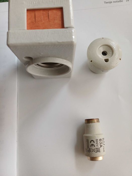 Gniazdo porcelanowe bezpiecznikowe bezpiecznik 63A