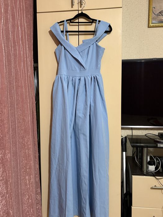 Святковий комплект: плаття + босоніжки (разом 950 грн)