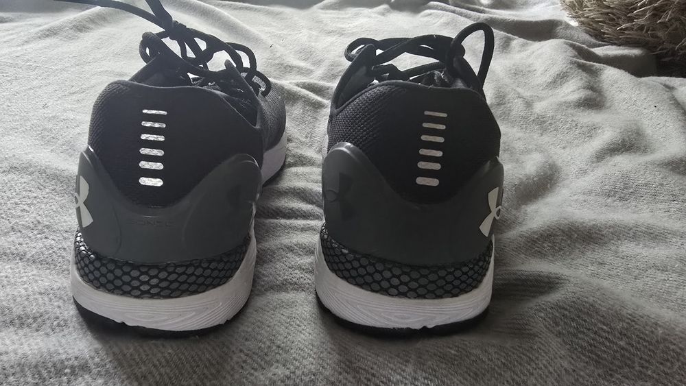 Adidasy under armour hovr sonic 5 bluetooth rozm 42