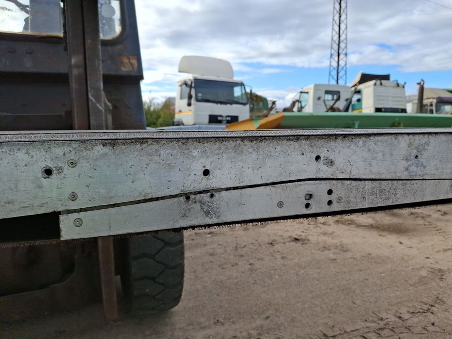 Podajnik płaski aluminiowy