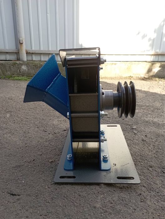 Измельчитель веток под мотоблок или минитрактор