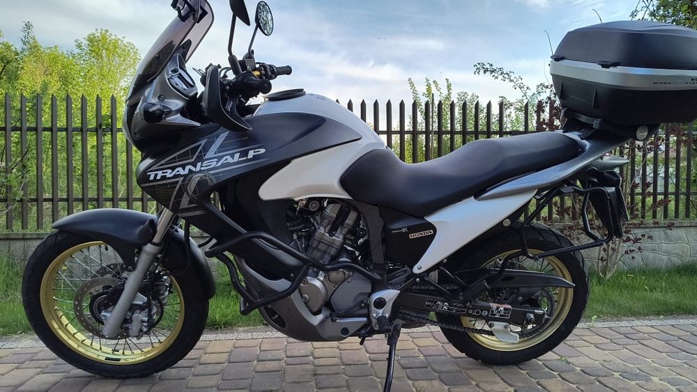 Honda Transalp xl700