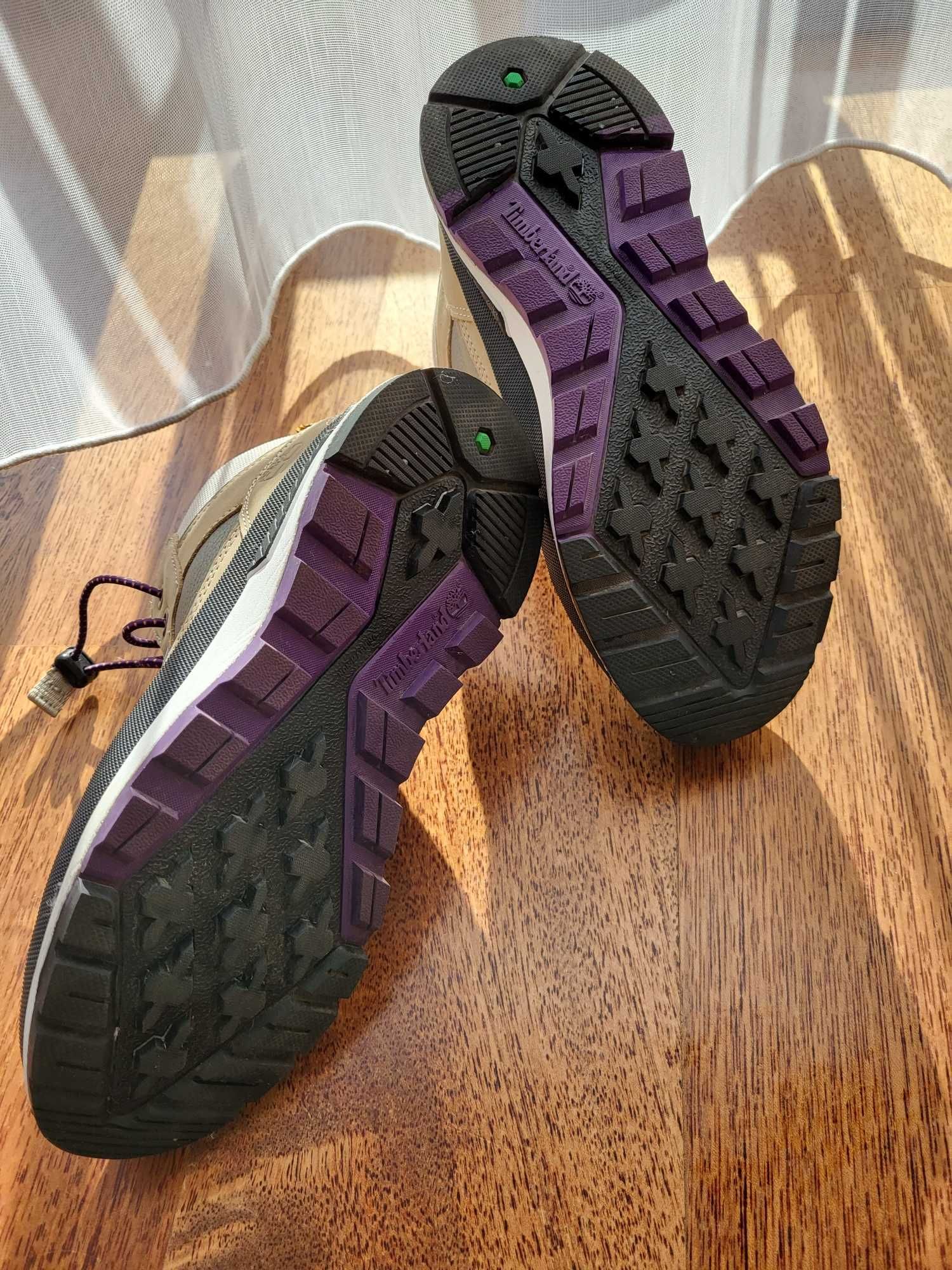 Buty chłopięce Timberland rozm.35 (21-21,5 cm)