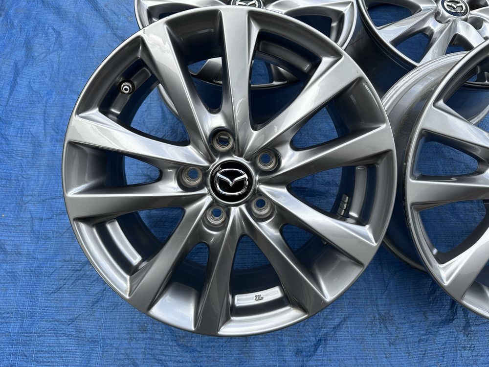Felgi aluminiowe 16 5x114,3 Mazda Hyundai Kia